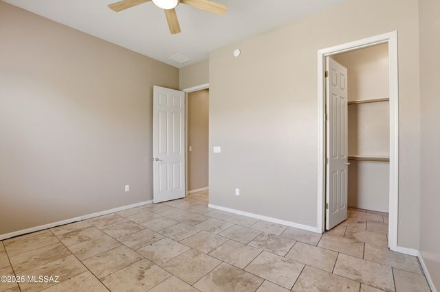 13924 N Dog Leg Lane, Marana, AZ 85658