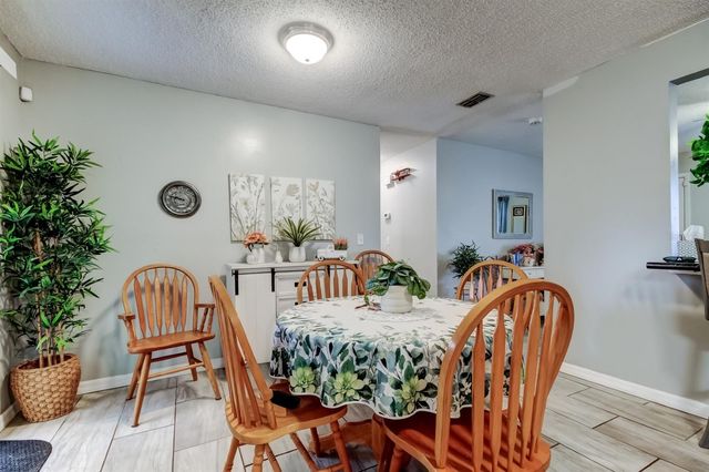 39748 MEADOWOOD LOOP, Zephyrhills, FL 33542