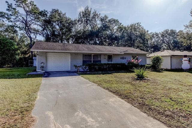 39748 MEADOWOOD LOOP, Zephyrhills, FL 33542