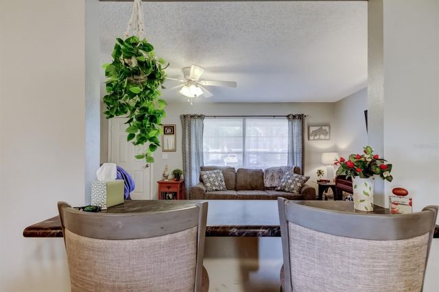 39748 MEADOWOOD LOOP, Zephyrhills, FL 33542