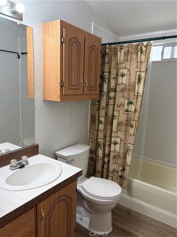 7051 Ellis 10, Huntington Beach, CA 92648