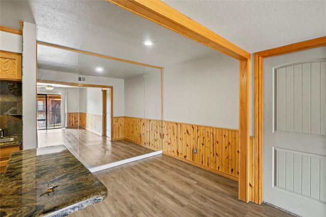 904 University Oaks Boulevard 90, College Station, TX 77840