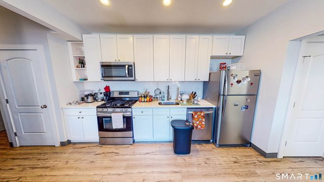 245 Whitney Avenue 2L, New Haven, CT 06511