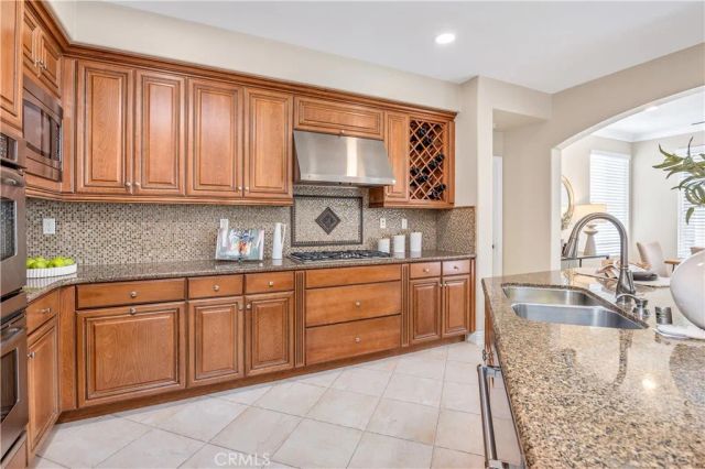 27515 Lock Haven Court, Temecula, CA 92591