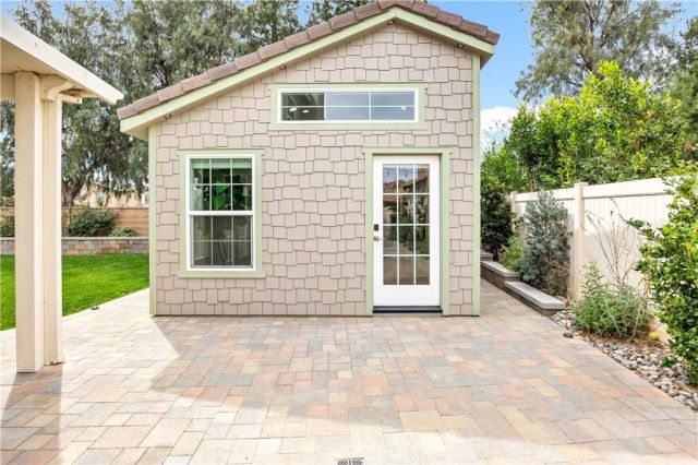 27515 Lock Haven Court, Temecula, CA 92591