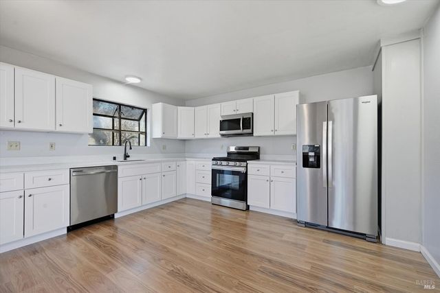 6963 Panoramic Dr, Lucerne, CA 95458