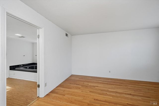 6963 Panoramic Dr, Lucerne, CA 95458