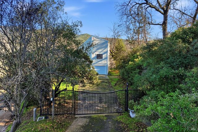 6963 Panoramic Dr, Lucerne, CA 95458