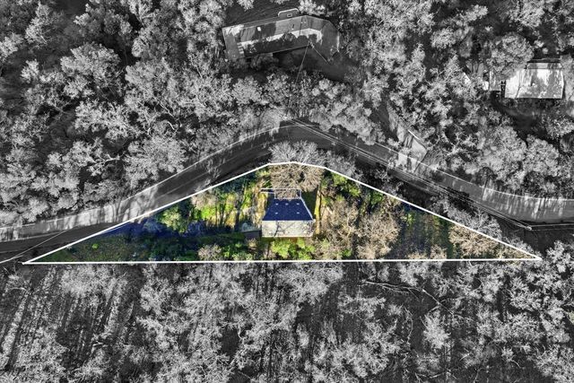 6963 Panoramic Dr, Lucerne, CA 95458