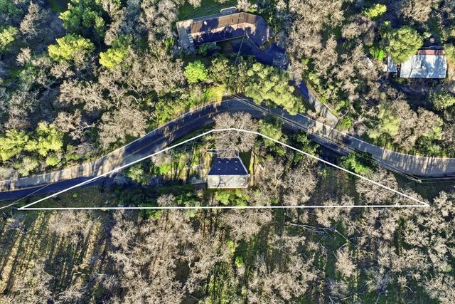 6963 Panoramic Dr, Lucerne, CA 95458