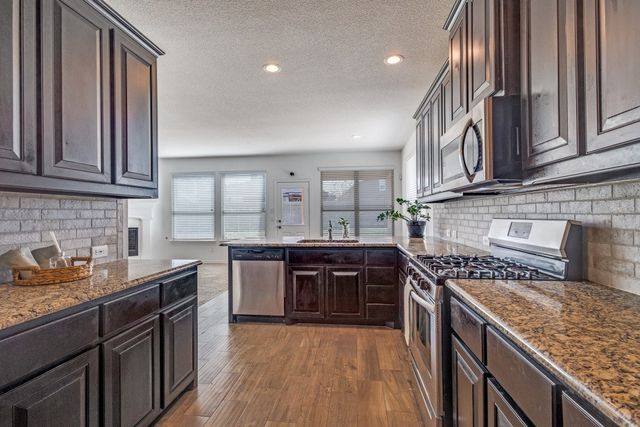 1837 Finch Trail, Argyle, TX 76226