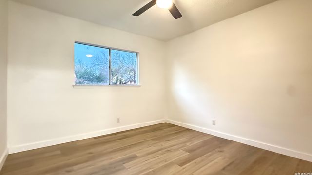 6411 Green Top, San Antonio, TX 78233