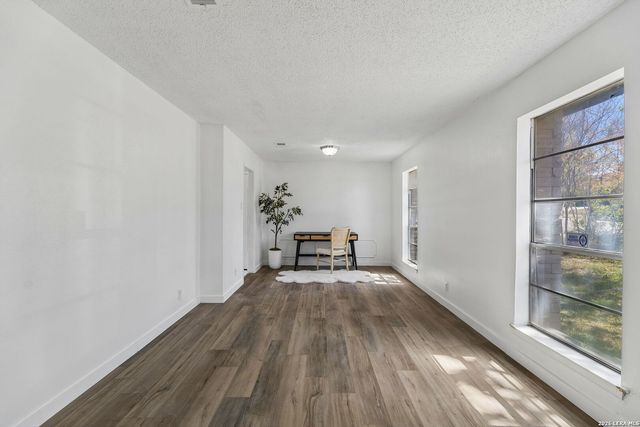 6411 Green Top, San Antonio, TX 78233