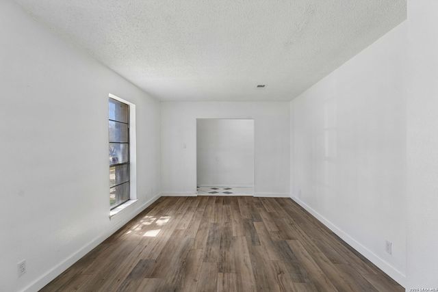 6411 Green Top, San Antonio, TX 78233