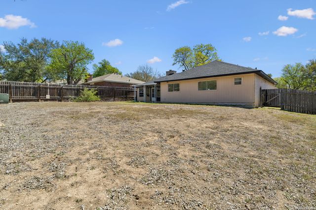 6411 Green Top, San Antonio, TX 78233