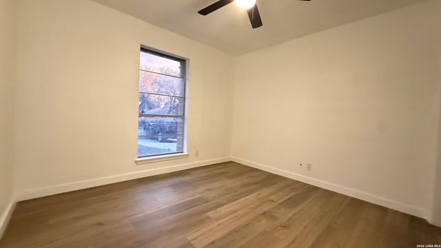 6411 Green Top, San Antonio, TX 78233