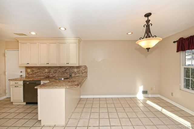 104 Lakebridge Drive N, Kings Park, NY 11754