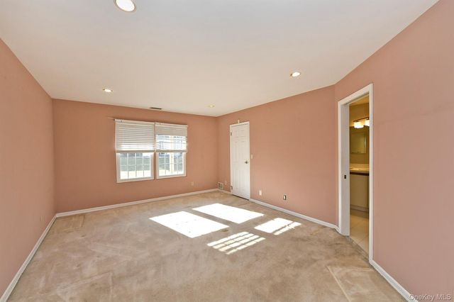 104 Lakebridge Drive N, Kings Park, NY 11754