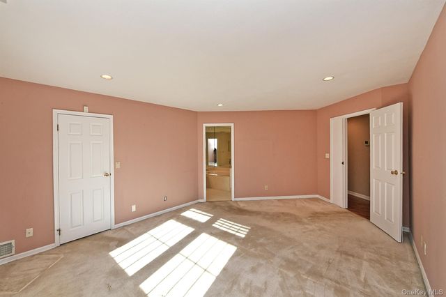 104 Lakebridge Drive N, Kings Park, NY 11754