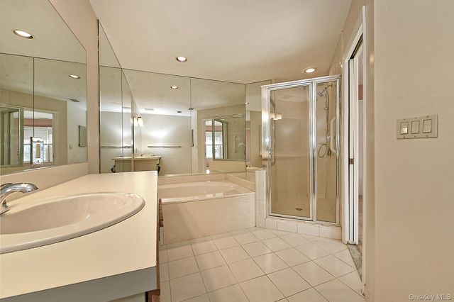 104 Lakebridge Drive N, Kings Park, NY 11754