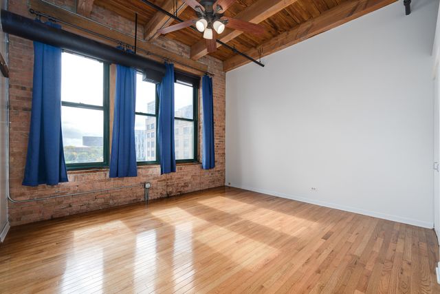 331 S PEORIA Street 405, Chicago, IL 60607