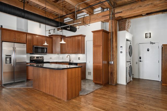 331 S PEORIA Street 405, Chicago, IL 60607