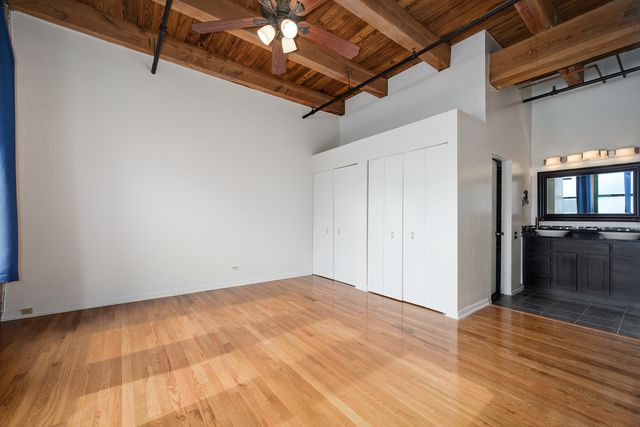 331 S PEORIA Street 405, Chicago, IL 60607