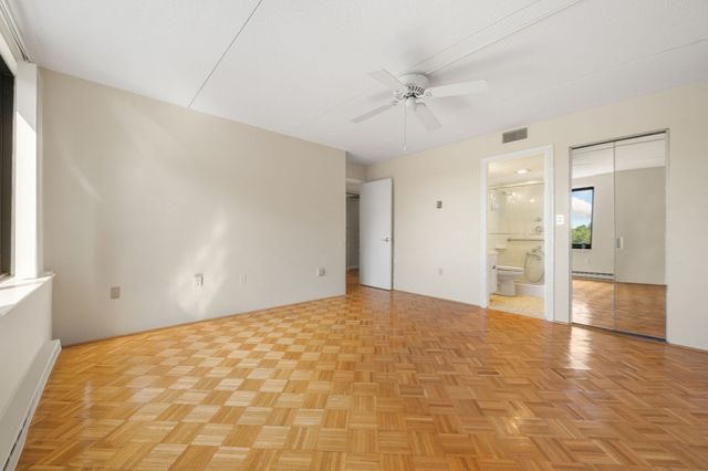 51 Melrose St 5F, Melrose, MA 02176