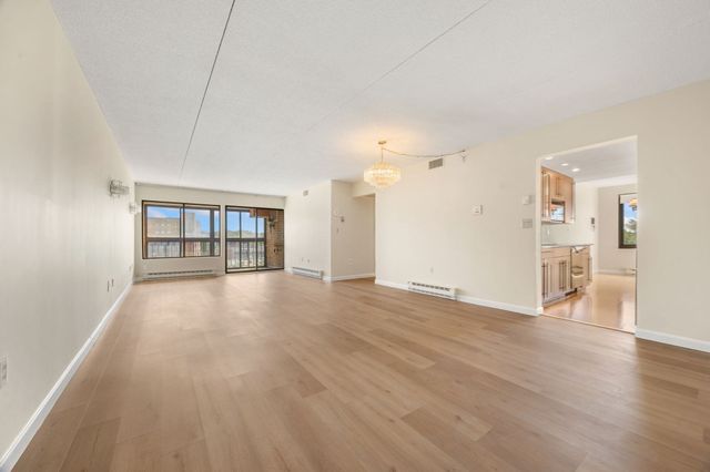 51 Melrose St 5F, Melrose, MA 02176
