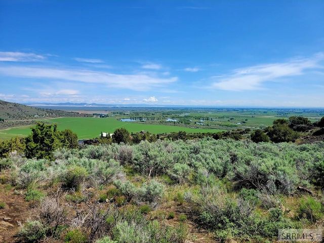 L17B5 Outlaw Pass, Menan, ID 83434