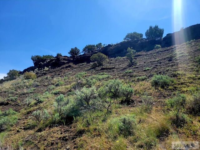 L17B5 Outlaw Pass, Menan, ID 83434