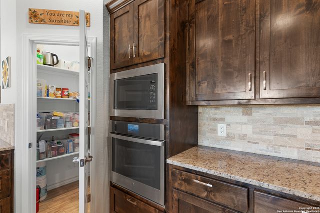 710 Stars And Stripes, Fischer, TX 78623