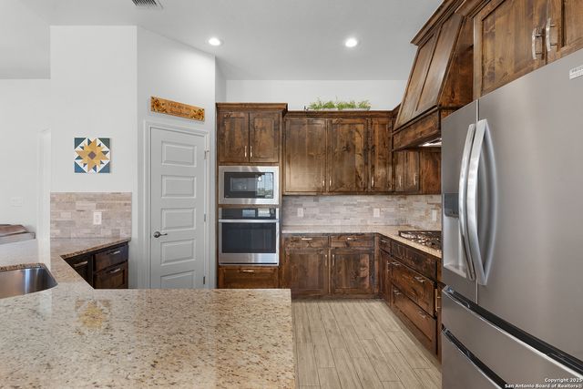 710 Stars And Stripes, Fischer, TX 78623