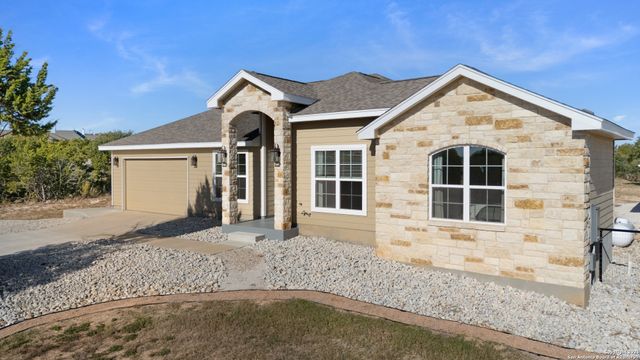 710 Stars And Stripes, Fischer, TX 78623