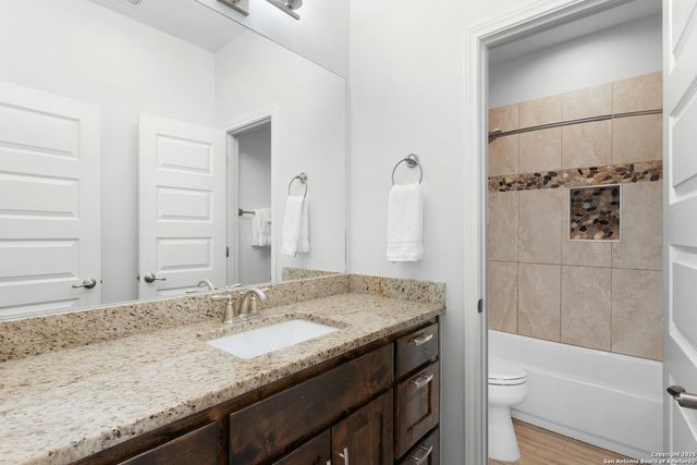 710 Stars And Stripes, Fischer, TX 78623