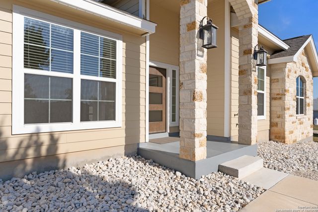 710 Stars And Stripes, Fischer, TX 78623