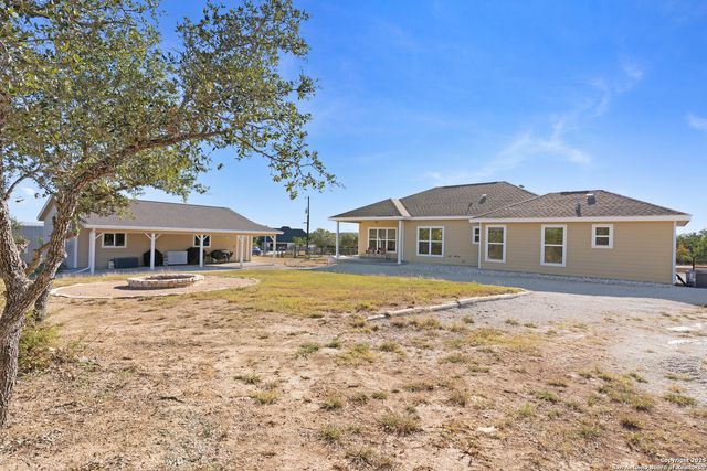 710 Stars And Stripes, Fischer, TX 78623