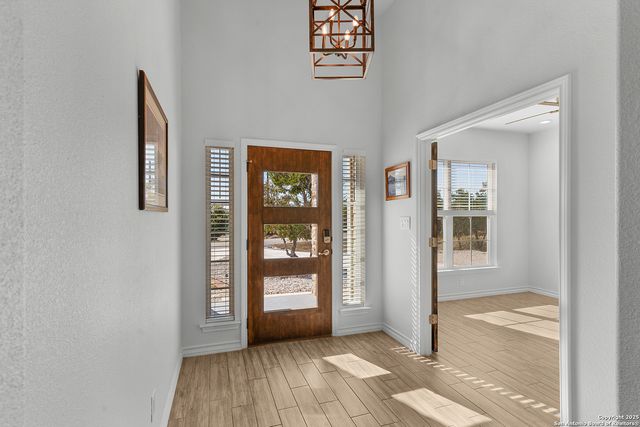 710 Stars And Stripes, Fischer, TX 78623