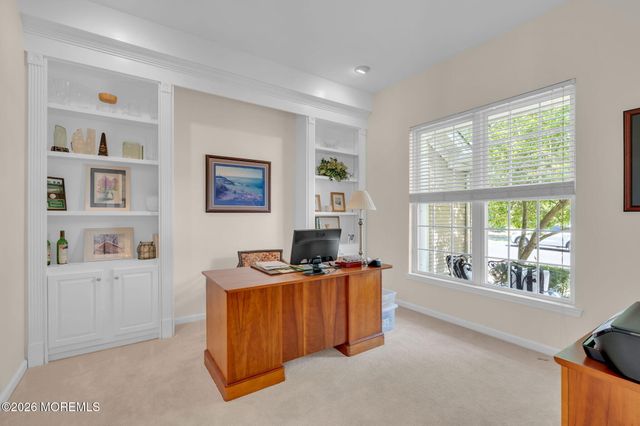 44 Winged Foot Road, Jackson, NJ 08527