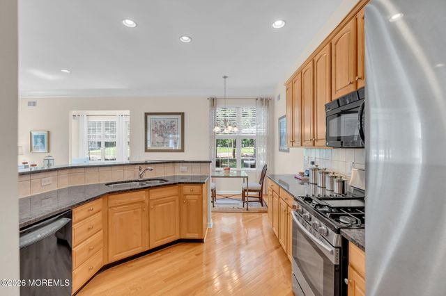 44 Winged Foot Road, Jackson, NJ 08527
