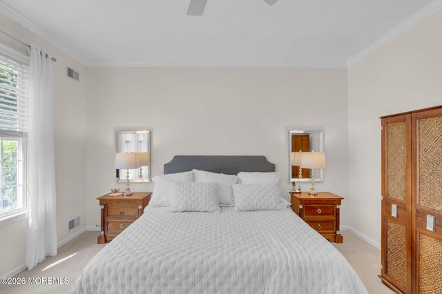 44 Winged Foot Road, Jackson, NJ 08527