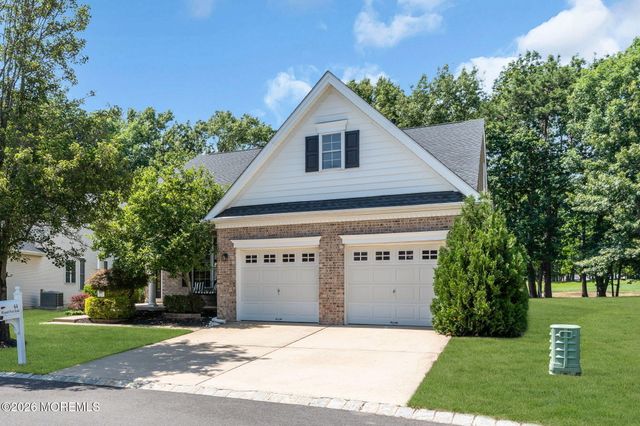 44 Winged Foot Road, Jackson, NJ 08527