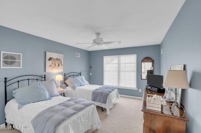 44 Winged Foot Road, Jackson, NJ 08527