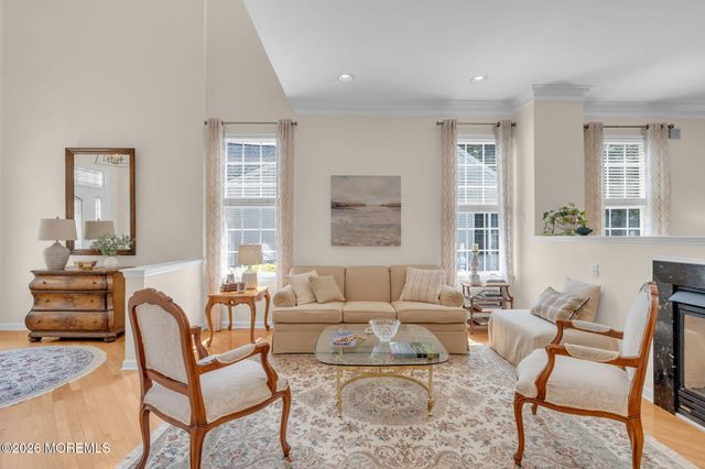 44 Winged Foot Road, Jackson, NJ 08527