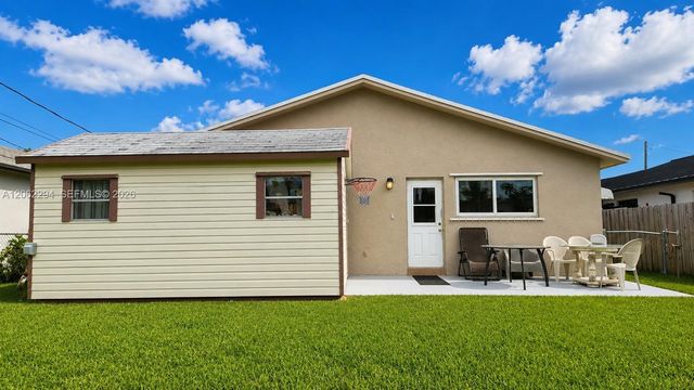 2623 Harding Street, Hollywood, FL 33020