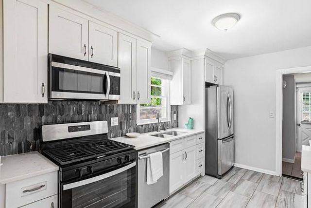849 Erin Avenue SW, Atlanta, GA 30310