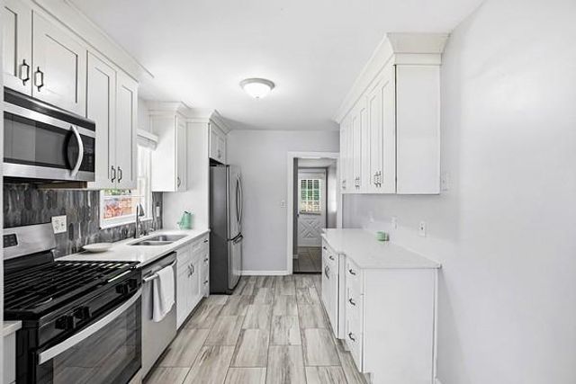 849 Erin Avenue SW, Atlanta, GA 30310