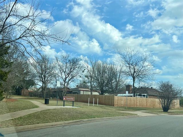 516 Elmcrest Drive, Norman, OK 73071