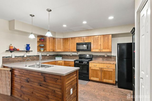 13 Forest Garden Drive, Matawan, NJ 07747