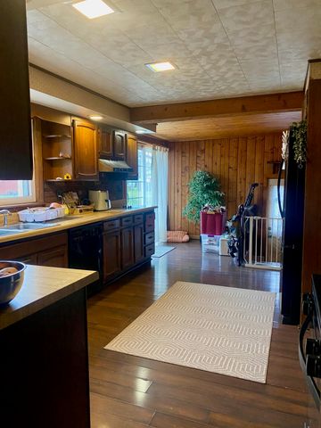 113 Division Street, Hamlet, IN 46532